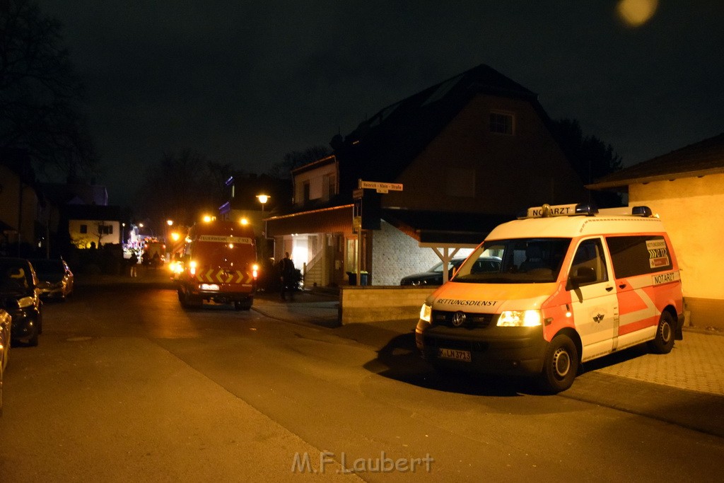 Feuer 2 Koeln Porz Langel Hinter der Kirche P002.JPG - Miklos Laubert